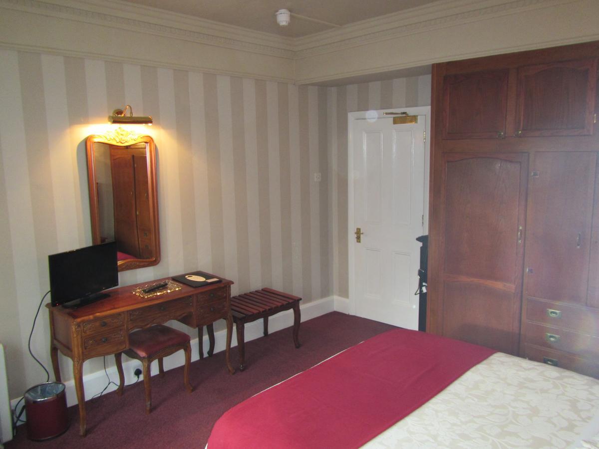 Ellerslie House Hotel Fareham Buitenkant foto
