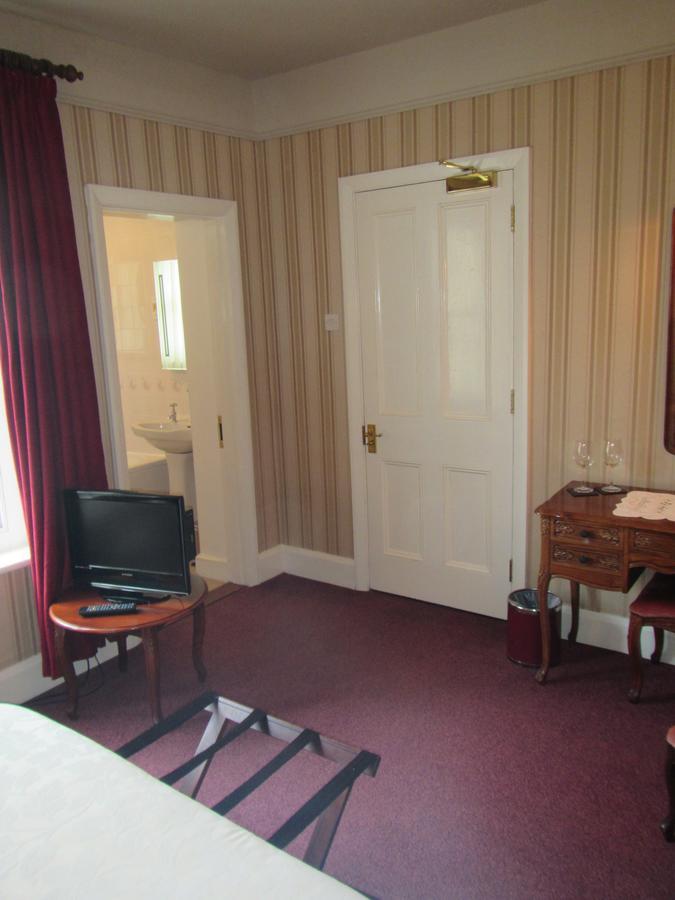 Ellerslie House Hotel Fareham Buitenkant foto