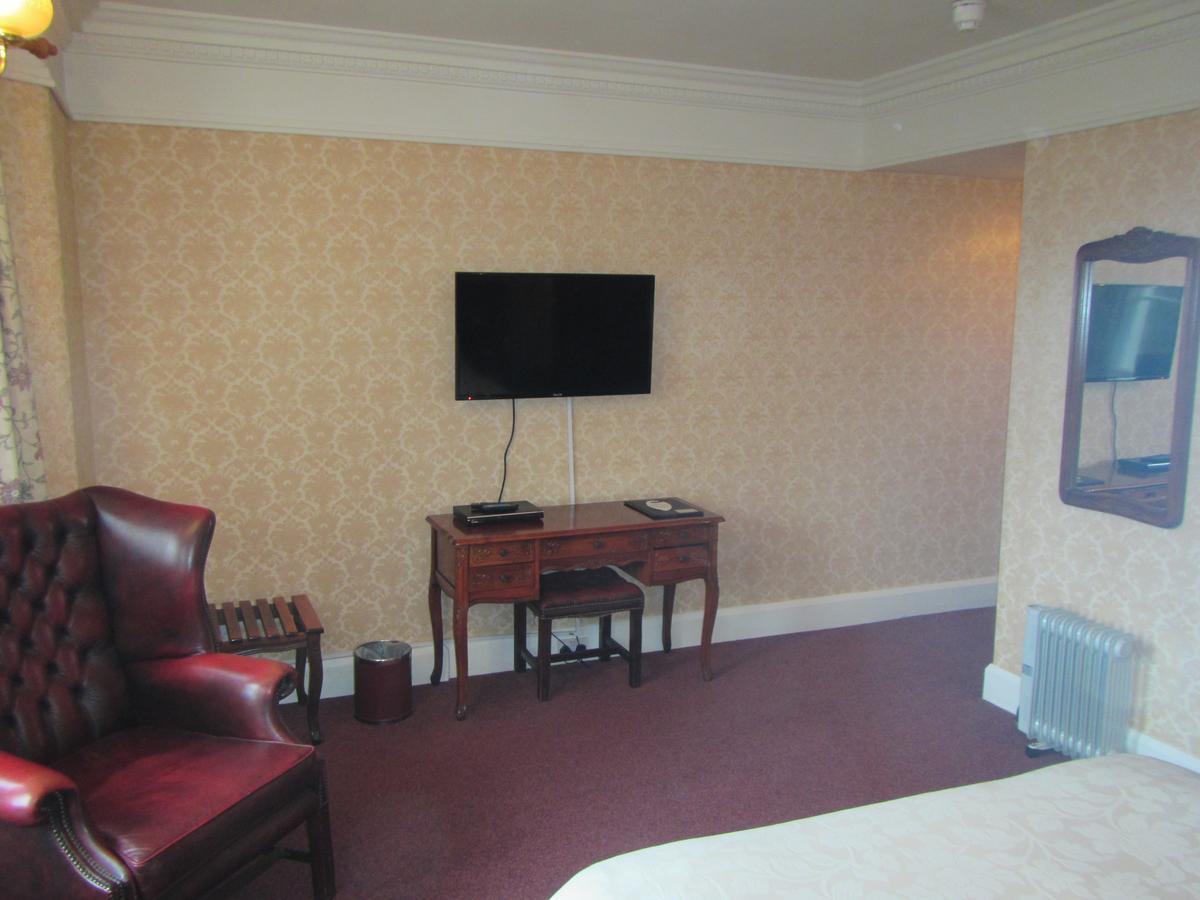 Ellerslie House Hotel Fareham Buitenkant foto